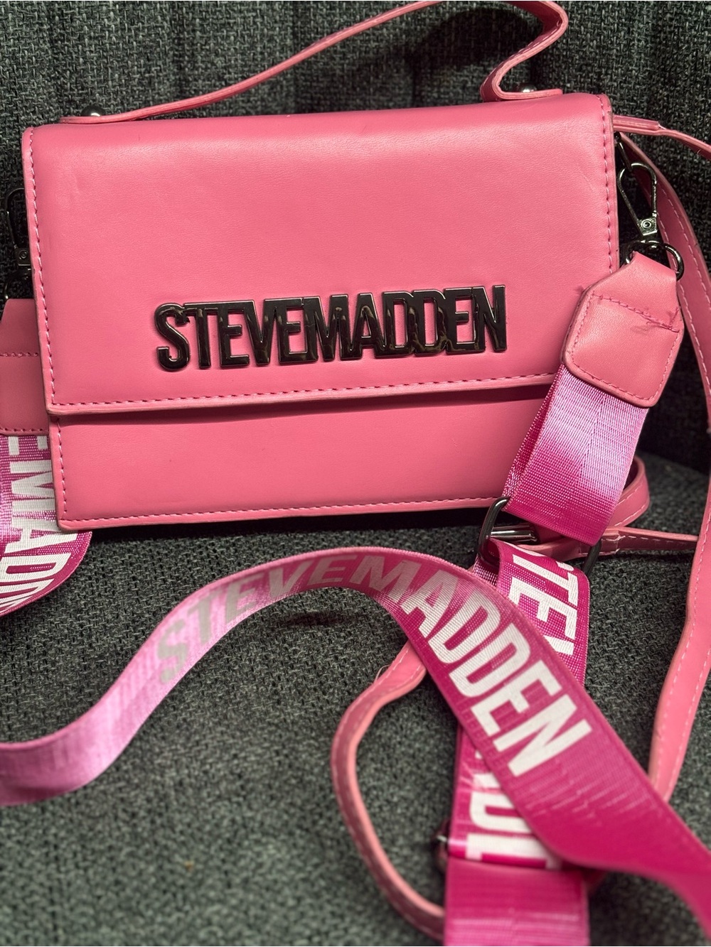 SALE!! Steve Madden Hot Pink Logo Crossbody Bag